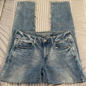 White Washed American Eagle Jeans 🦅